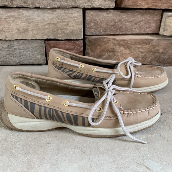 3-$30 SPERRY size 5 leather loafers with animal print - Picture 3 of 7